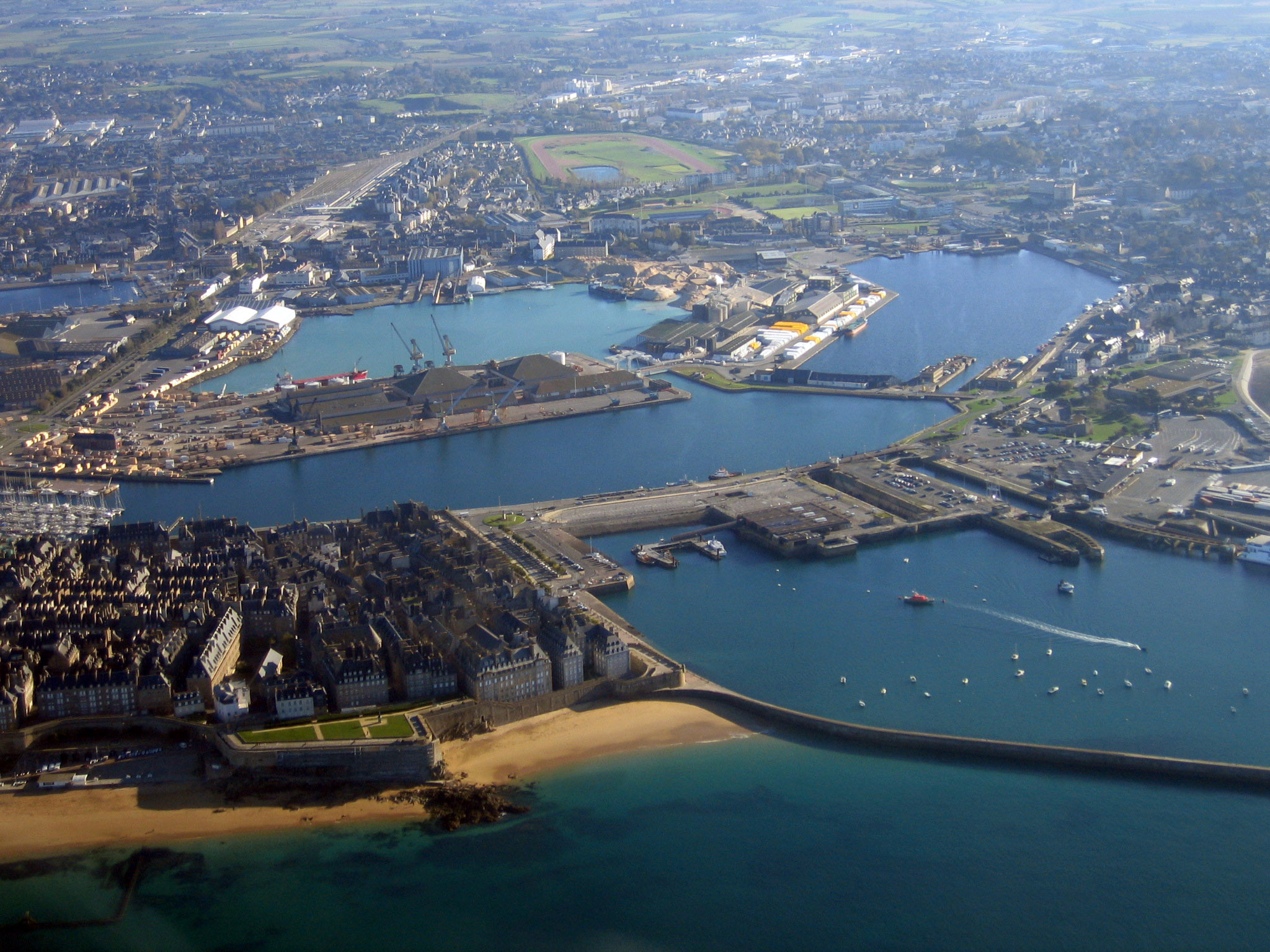 Saint-Malo La Cité Corsaire, Balade Dans L'intra Muros - My Licensed Guide